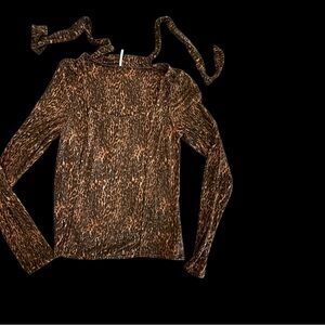 Urban Outfitters Woman’s Animal Print Blouse SZ Large Exc. Condition!